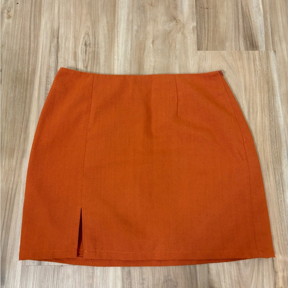 Perfect mini skirt for fall!!